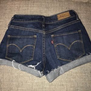 Levi’s San Francisco  cut-offs